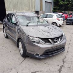 Breaking nissan qashqai 2015 1.5dci