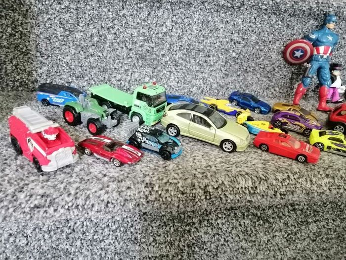 toys