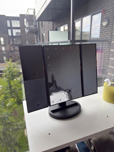 LED Make Up Mirror
