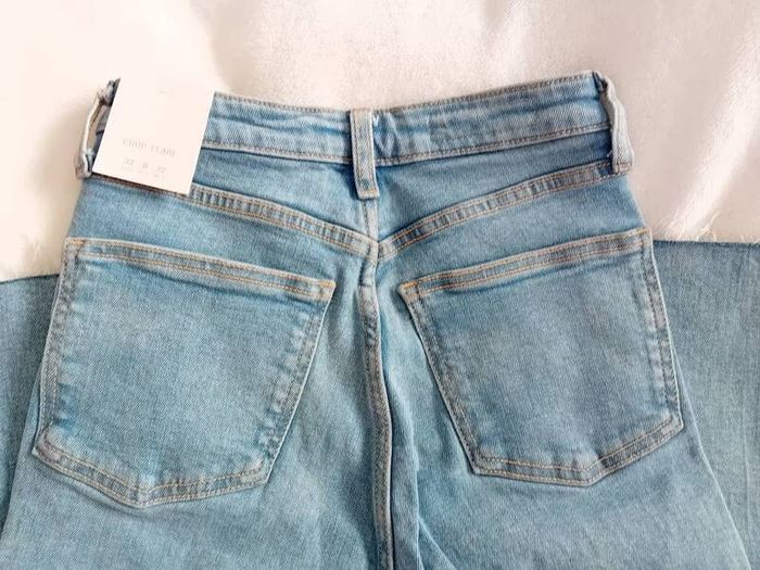 Zara TRF - Cropped Flare High-Rise Jeans - Size 32 UK 4 - BNWT RRP 30
