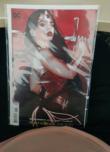 Wonder Woman Frison variants