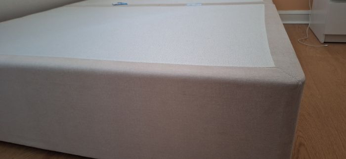 Divan base