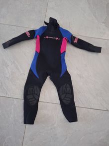 Wetsuit