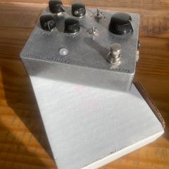Fairfield Circuitry Meet Maud Analogue Delay Pedal