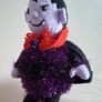 Knitted Dracula Image 3