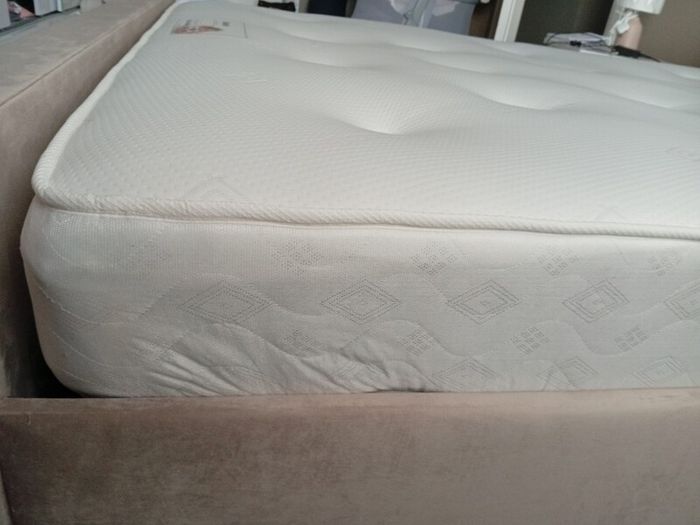 king-size mattress