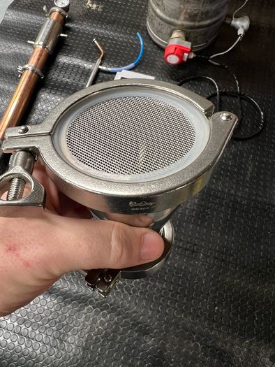 Batch distillery (still)