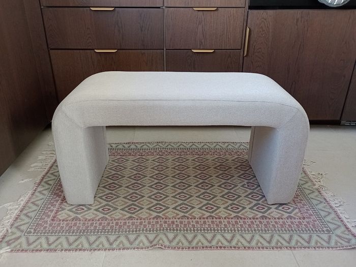 Upholstered bench seat