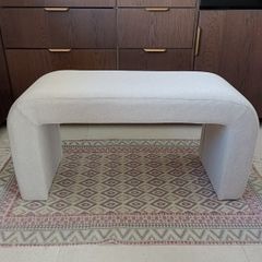 Upholstered bench seat