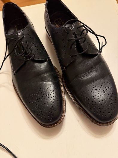 TED BAKER. Men's Shoes. Brogue Style. Size:8. UK. Excellent Condition.