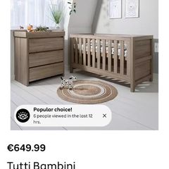 Tutti Bambini cot and chest drawers