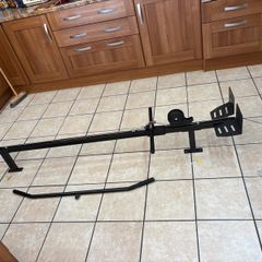 Gym Cabke Machine, Wall Mounted With Upper And Lower Cable With Pull Down Lat Handle!!