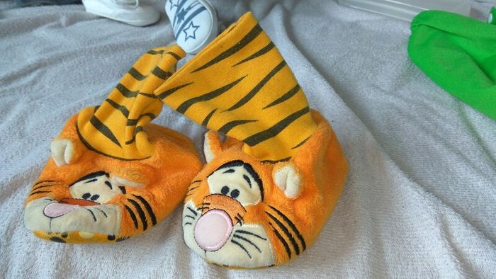 3/6 months  tigger shoes  barely worn