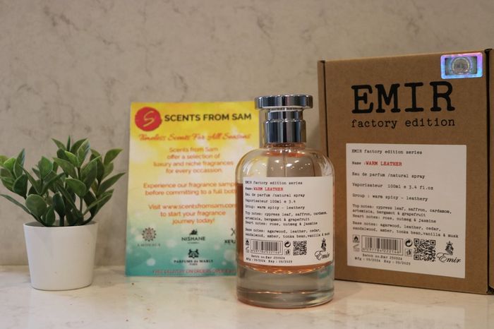 Paris Corner Factory Edition Warm Leather | Fragrance Samples