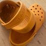 kids crocs unisex size 3 junior Image 7