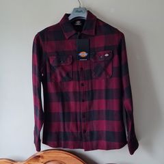 Dickies new sacremento shirt Size medium Pit to pit 21" Burgundy/black check cotton Brand new with tags