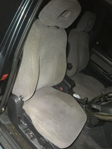 MK2 Mitsubishi Pajero Front and Rear Seats SWB