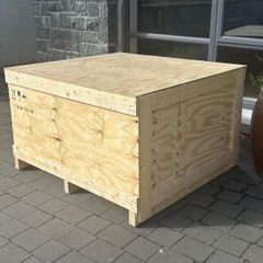 Shipping crate