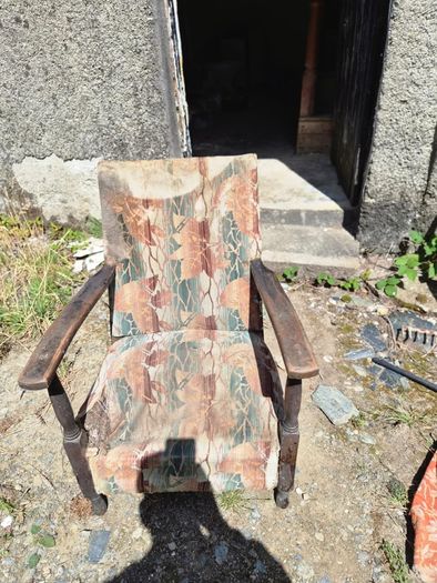 Vintage Irish Country Cottage Armchair Restoration Project / Upcycle