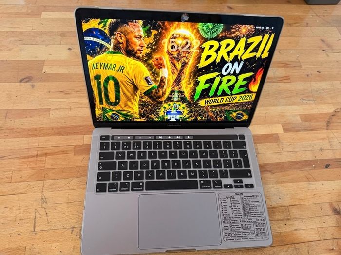MacBook Pro (13-inch, M1)