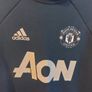 manchester united training jumper Image 2