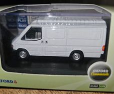 Oxford Diecast Ford Transit Mk3 1.76 Scale