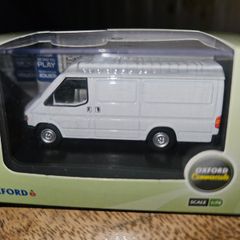 Oxford Diecast Ford Transit Mk3 1.76 Scale