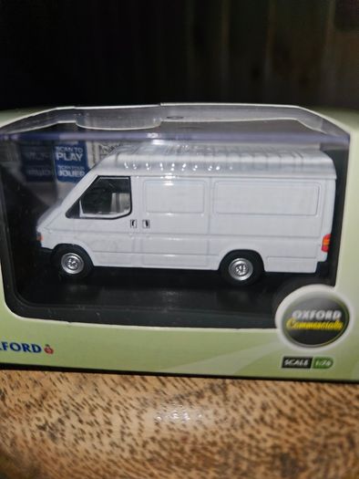 Oxford Diecast Ford Transit Mk3 1.76 Scale