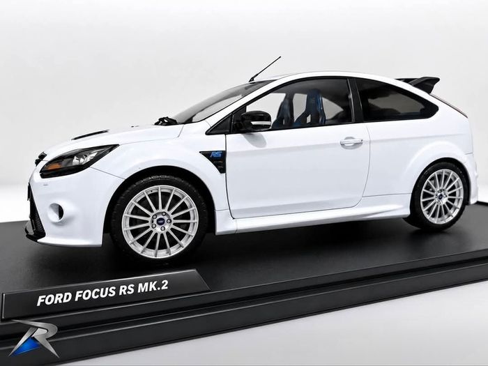 Ford Focus RS MK2 1:18 Scale