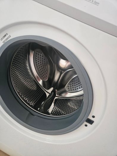 Logik Washing Machine