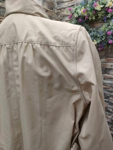 Vintage 80s London Fog Beige Trenchcoat size 10R(fit up to uk 12 or 14 ) postage included