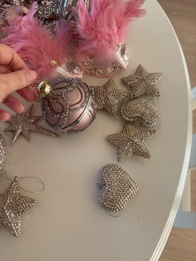 christmas tree decorations