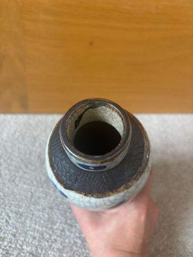 Antique Blue White Chinese Crackle Glaze Vase Brown Chenghua Nian Zhi Mark