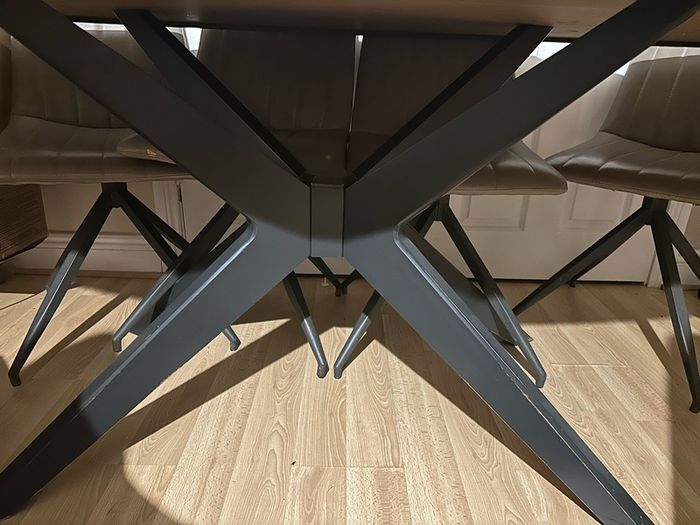 Dining Table with chairs
