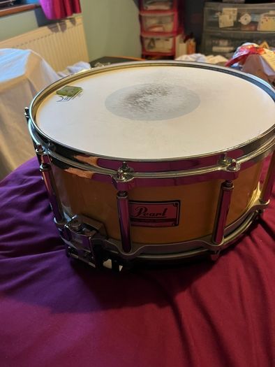 Pearl Free Floater Maple 14" x 6.5" snare drum