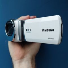 Samsung HMX-F90 HD Video Camera Camcorder
