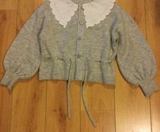 Gorgeous Ladies Cardigan with embroidered collar Size 8 Brand New