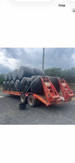 Heavy-Duty Tandem-Axle Low Loader / Bale Trailer