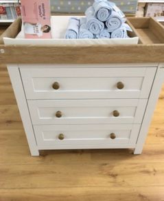 Baby dresser changer