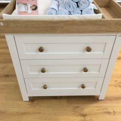 Baby dresser changer