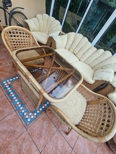 9 piece Conservatory/Sunroom Furniture set