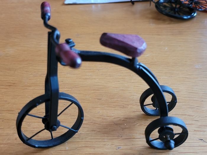 Miniature bicycle