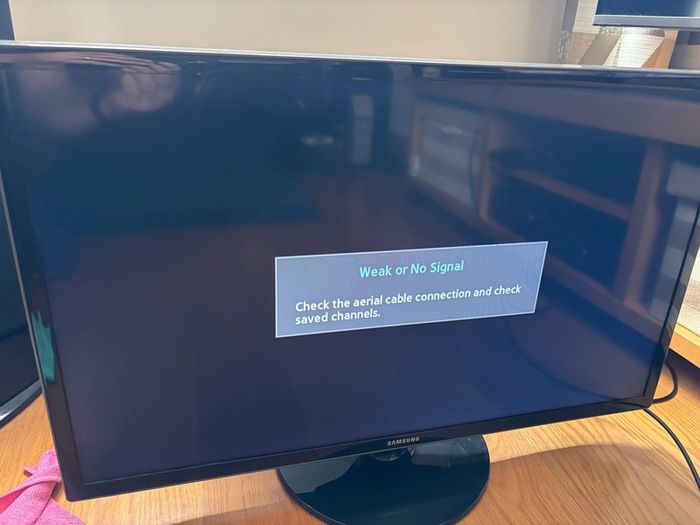 Samsung 28" flatscreen TV