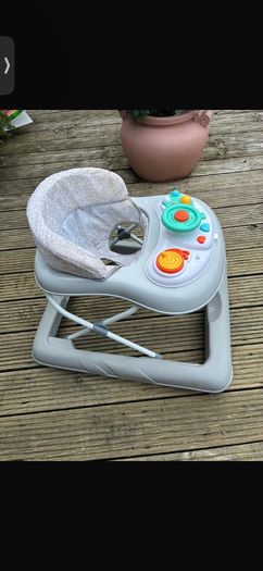 baby walker