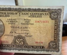 Lady Lavery 5 Pounds 1971 Fine