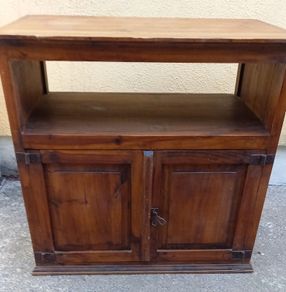 Television unit wooden
