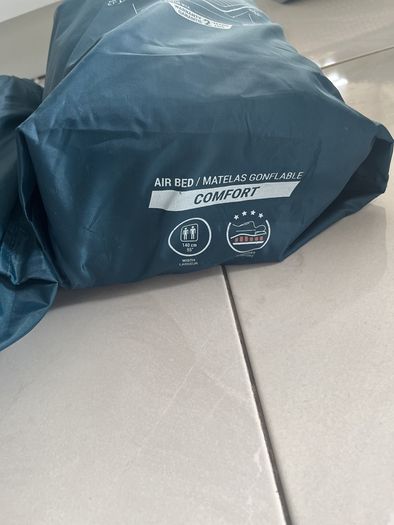 2 Air bed Comfort. 1 single 1 double.