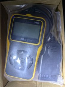 Car diagnostic code scanner tool obd2 V100