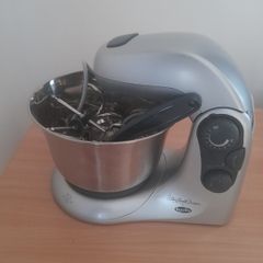 Food blender/cake mixer