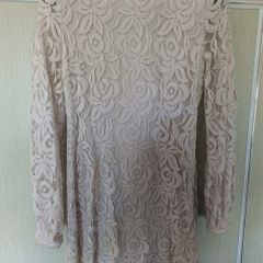 Vintage-style lace mini dress